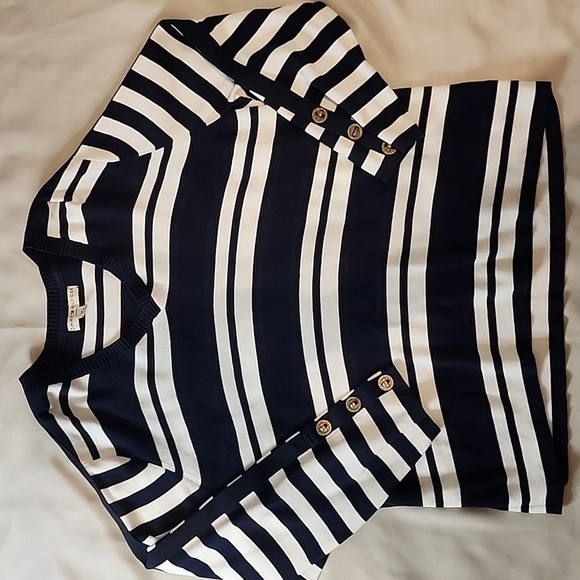 Tommy Hilfiger Womens 3X Navy and White Striped Cotton Sweater Preppy - Picture 1 of 8